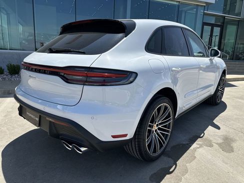 New 2025 Porsche Macan image 7