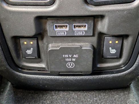 Used 2022 Dodge Durango R/T image 17