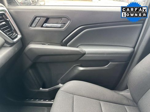 Used 2024 GMC Canyon Elevation w/ Convenience Package RWD image 28