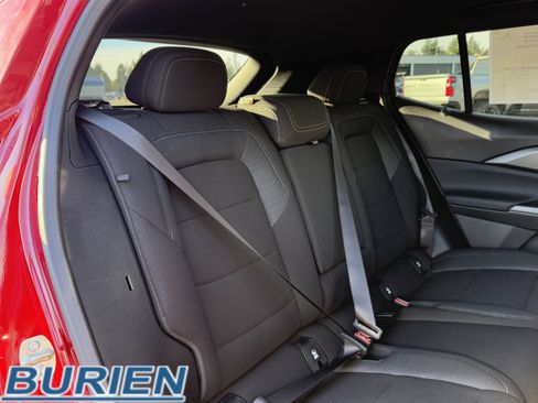 New 2026 Chevrolet Equinox EV LT image 25