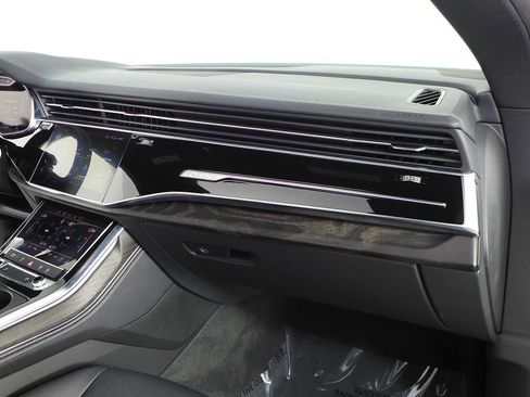 Used 2023 Audi Q8 Premium Plus w/ Premium Plus Package AWD/4WD image 14