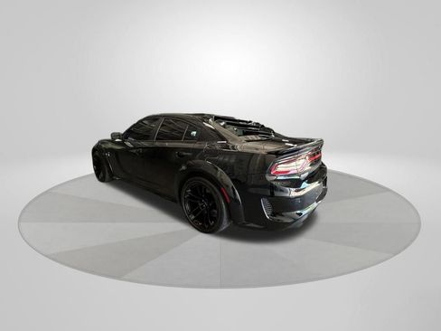 Used 2022 Dodge Charger SRT Hellcat w/ Harman/Kardon Audio Group RWD image 5