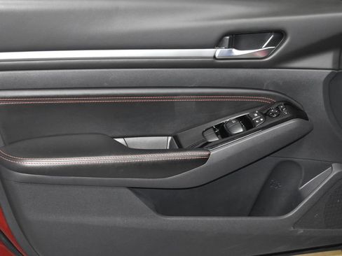 Used 2023 Nissan Altima 2.5 SR image 4