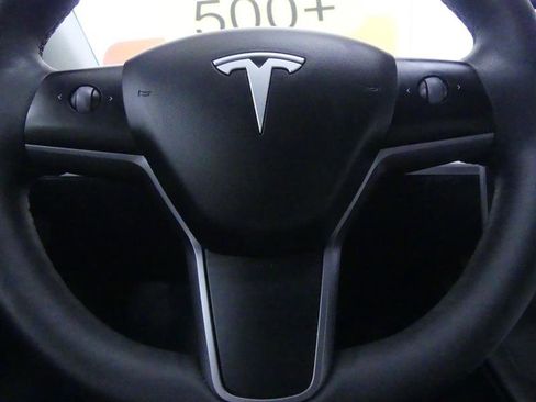 Used 2023 Tesla Model Y Long Range image 17