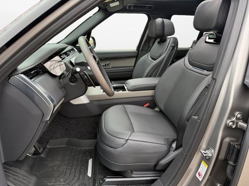 New 2026 Land Rover Range Rover SV AWD/4WD image 9