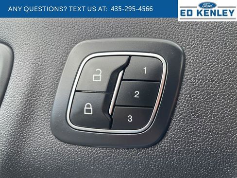 Used 2024 Ford Escape Platinum AWD/4WD image 26