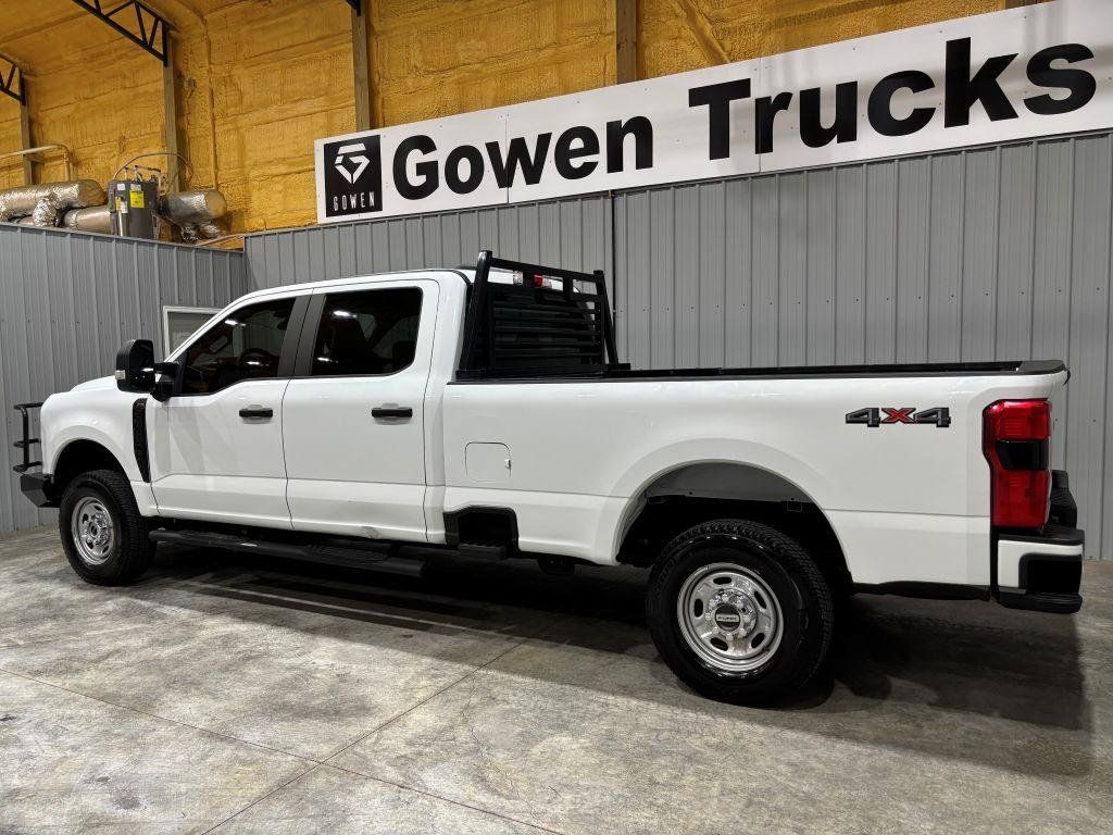 Used 2023 Ford F250 XL w/ STX Appearance Package AWD/4WD image 5