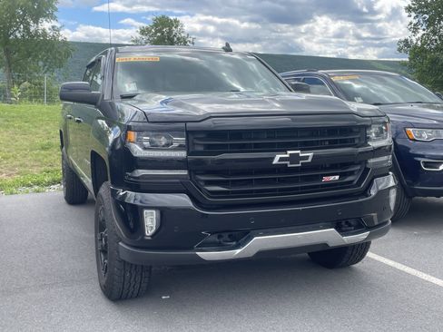 Used 2017 Chevrolet Silverado 1500 LTZ Z71 w/ LTZ Plus Package AWD/4WD image 1
