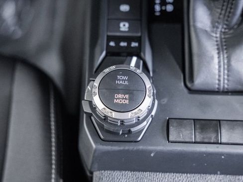 Used 2024 Toyota Tacoma TRD Sport image 29