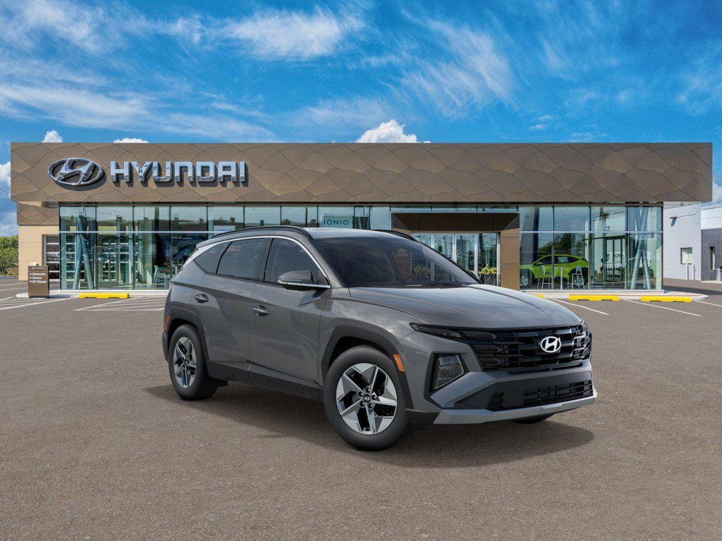 Used 2025 Hyundai Tucson SEL FWD image 2
