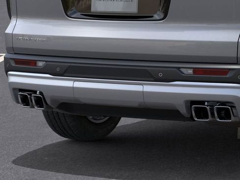 New 2026 Chevrolet Traverse LT w/ Sun and Wheel Package FWD image 14