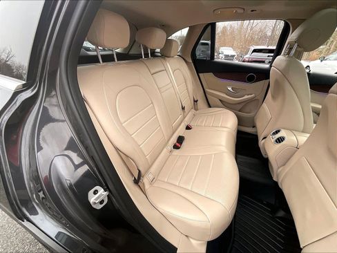 Used 2022 Mercedes-Benz GLC 300 GLC 300 image 16