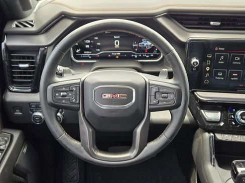 Used 2023 GMC Sierra 1500 AT4 w/ Technology Package AWD/4WD image 21