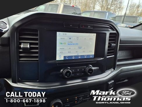 Used 2022 Ford F150 Lariat w/ Trailer Tow Package image 19