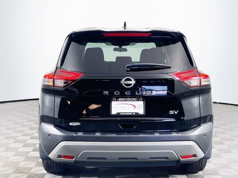 Used 2023 Nissan Rogue SV FWD image 7