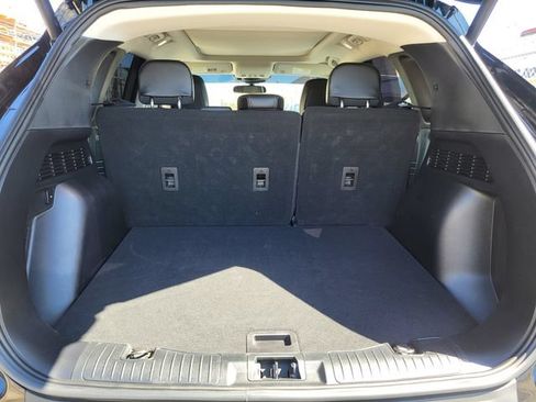 Used 2022 Ford Escape SEL w/ Technology Package FWD image 14