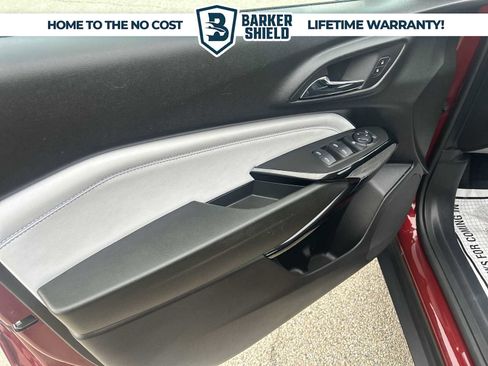 Used 2024 Chevrolet Trax LT w/ Driver Confidence Package image 20