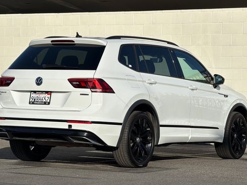 Used 2020 Volkswagen Tiguan SE R-Line w/ 3rd Row Seat Package image 4