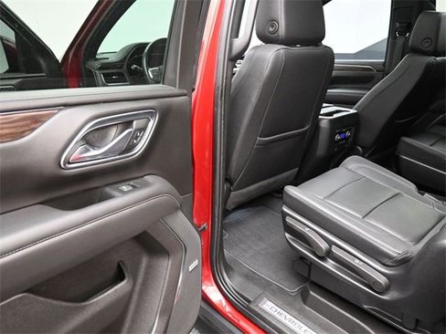 Used 2022 Chevrolet Tahoe Z71 w/ Luxury Package image 15