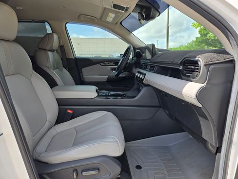 Used 2024 Honda Pilot EX-L image 27