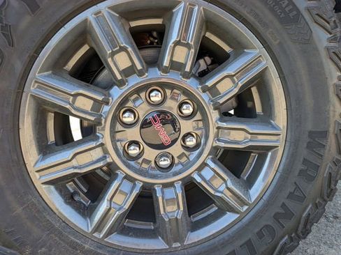 New 2026 GMC Sierra 1500 AT4X AWD/4WD image 7