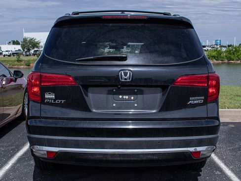 Used 2016 Honda Pilot Touring image 5