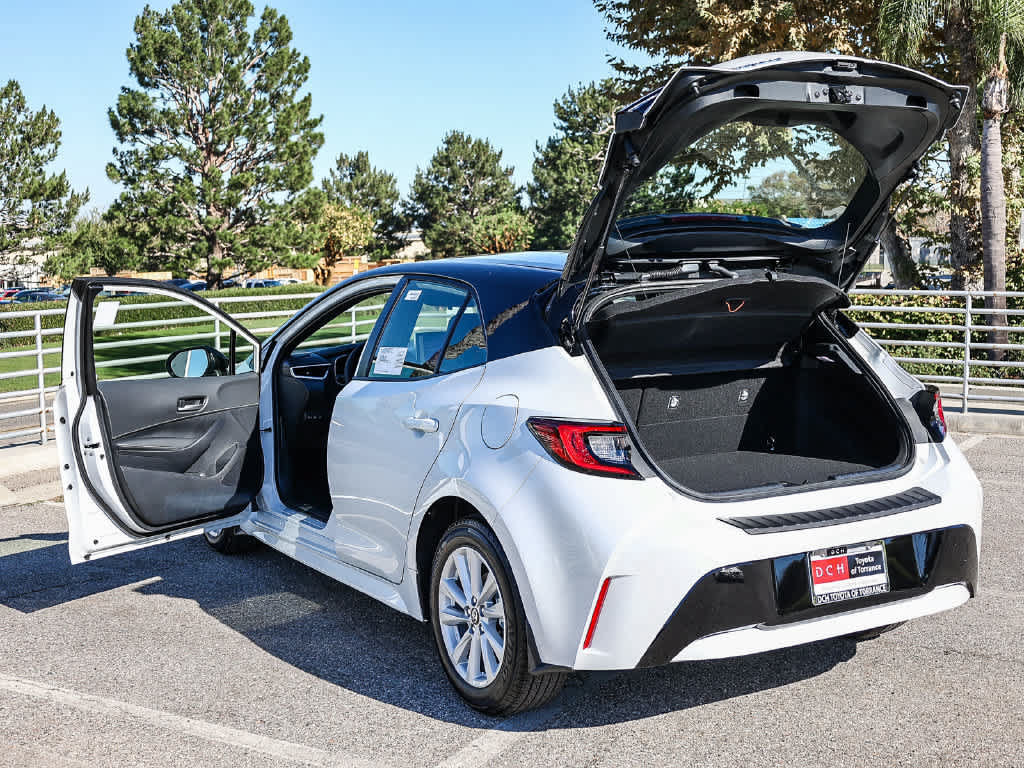 New 2027 Toyota Corolla SE w/ SE Premium Package FWD image 29