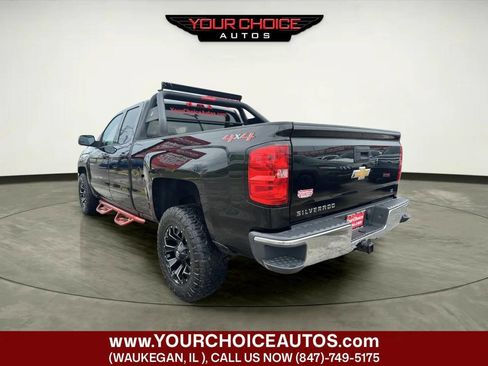 Used 2018 Chevrolet Silverado 1500 LT AWD/4WD image 3