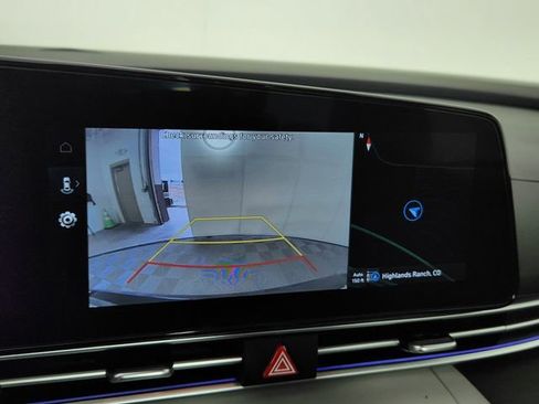 Used 2025 Hyundai Elantra Limited FWD image 26