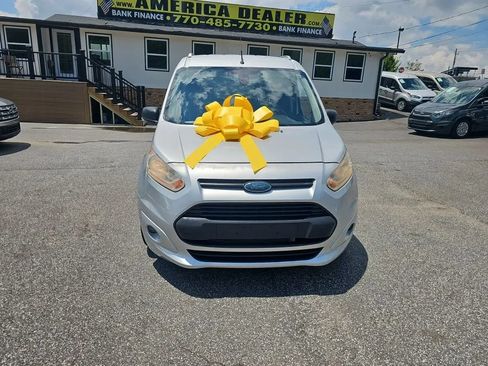 Used 2017 Ford Transit Connect XLT FWD image 5