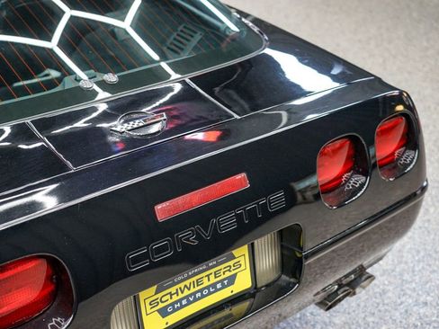Used 1994 Chevrolet Corvette Coupe image 12