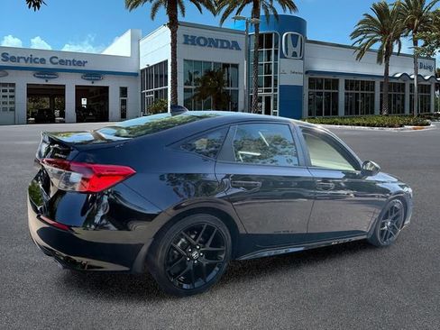 Used 2024 Honda Civic Sport image 8