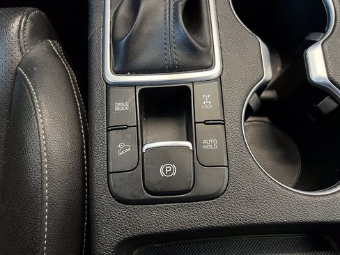 Used 2020 Kia Sportage S w/ S Premium Package AWD/4WD image 21