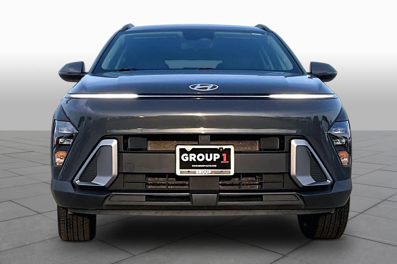 Certified 2024 Hyundai Kona SEL AWD/4WD image 4