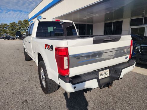 Used 2020 Ford F250 Platinum image 8