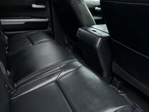 Used 2017 Toyota Tundra Limited image 17