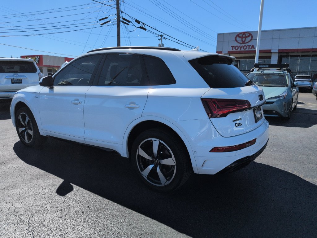 Used 2023 Audi Q5 2.0T Prestige w/ Prestige Package AWD/4WD image 3