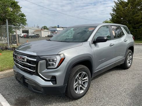 Used 2025 GMC Terrain Elevation AWD/4WD image 4