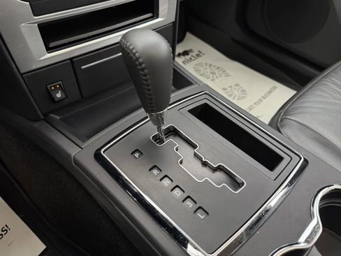 Used 2010 Dodge Charger SXT image 7