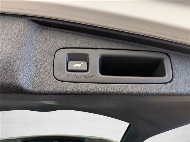 Used 2021 Honda CR-V Touring image 7