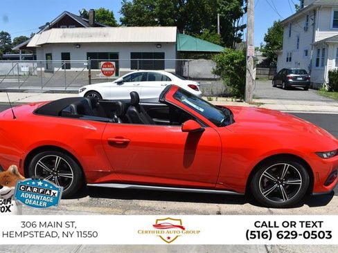 Used 2024 Ford Mustang Convertible RWD image 5