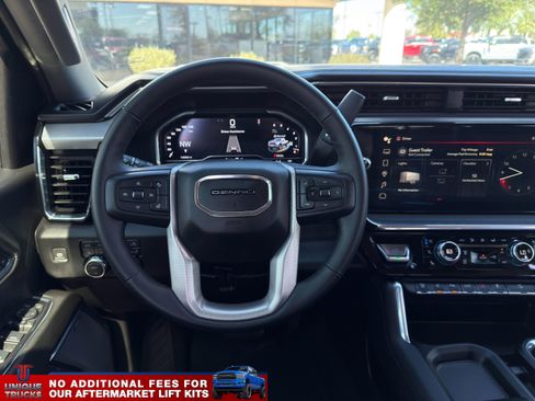 Used 2024 GMC Sierra 2500 Denali w/ Denali Reserve Package AWD/4WD image 31