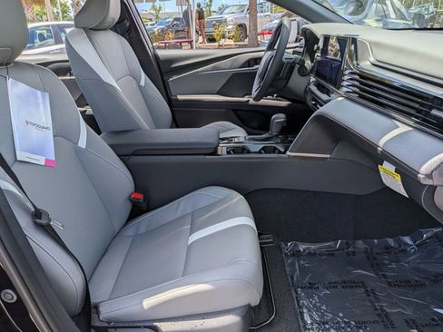Used 2025 Toyota Camry SE w/ Multimedia Upgrade Package FWD image 20