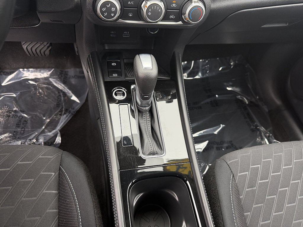 Used 2024 Nissan Kicks SV FWD image 15
