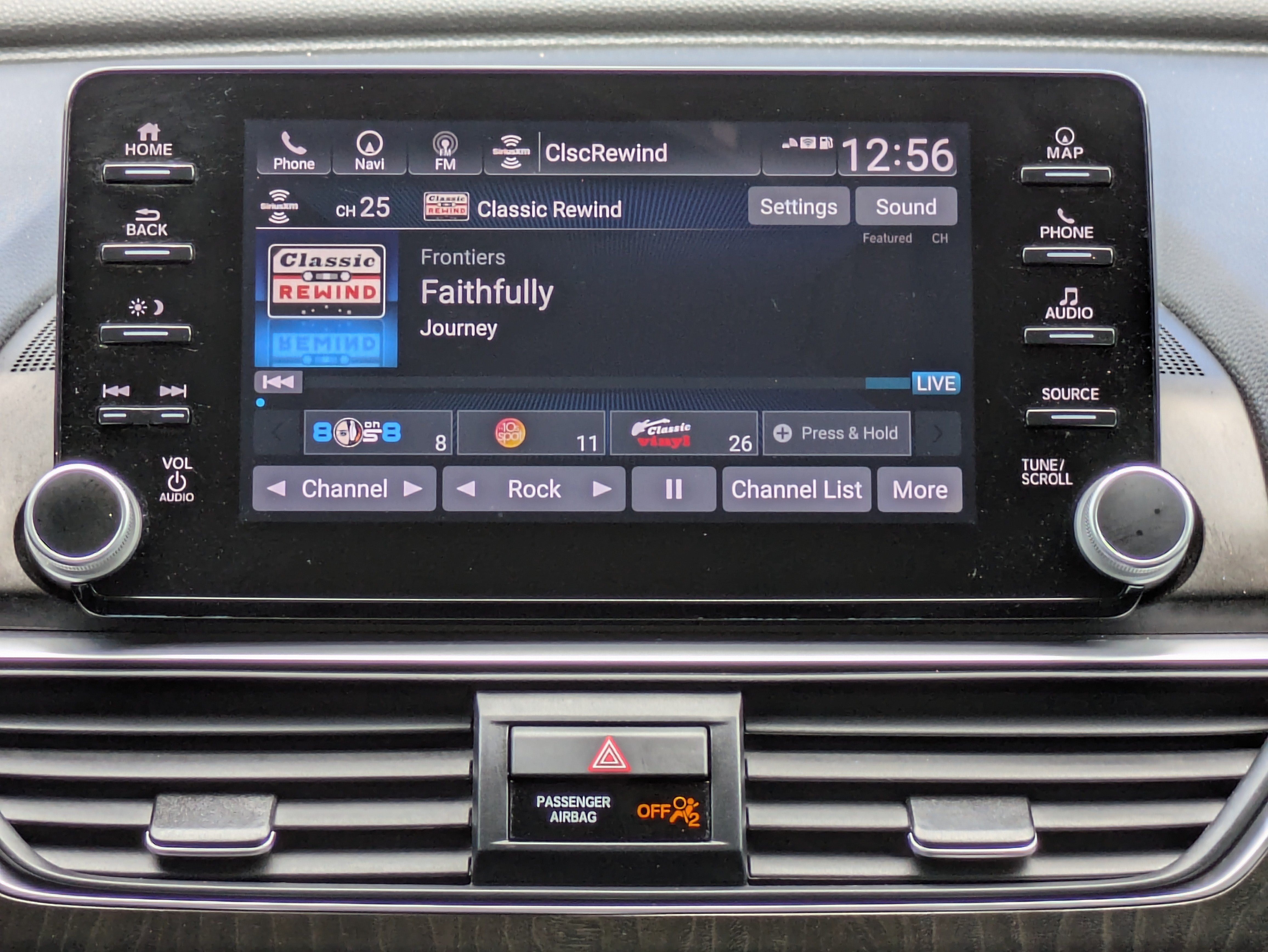 Used 2021 Honda Accord Touring image 17