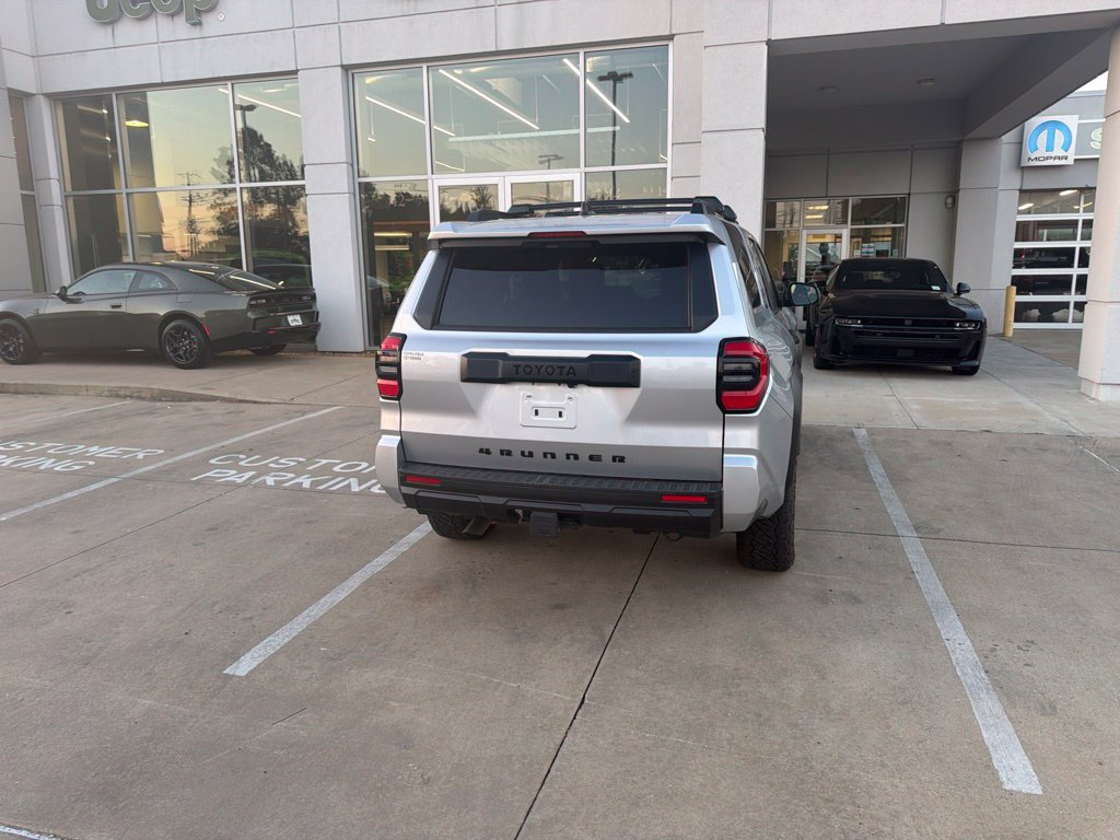 Used 2025 Toyota 4Runner SR5 AWD/4WD image 16
