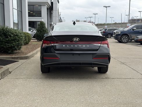 New 2026 Hyundai Elantra Sport FWD image 6
