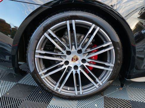 Used 2015 Porsche 911 Carrera 4S image 79