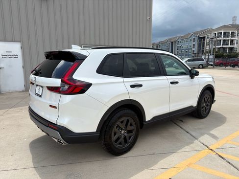 Used 2026 Honda CR-V TrailSport image 8