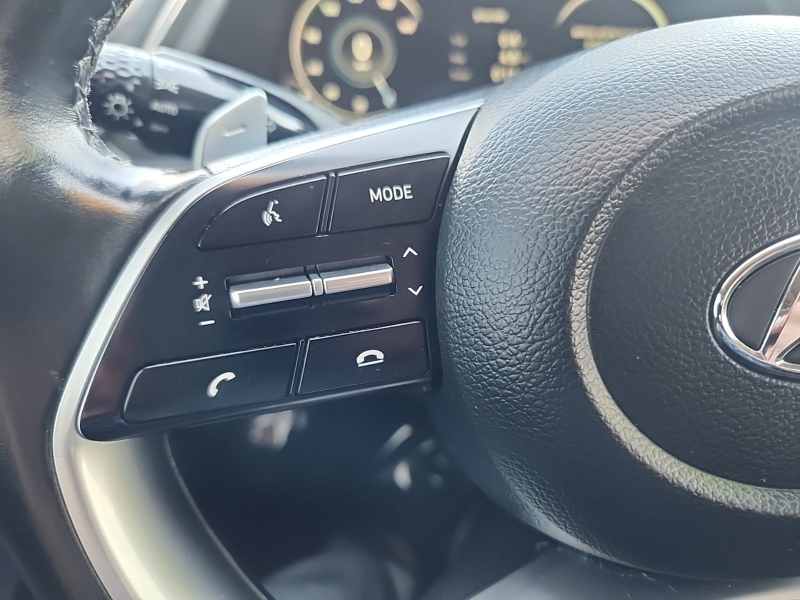 Used 2022 Hyundai Sonata Limited w/ Preferred Accessory Package FWD image 26